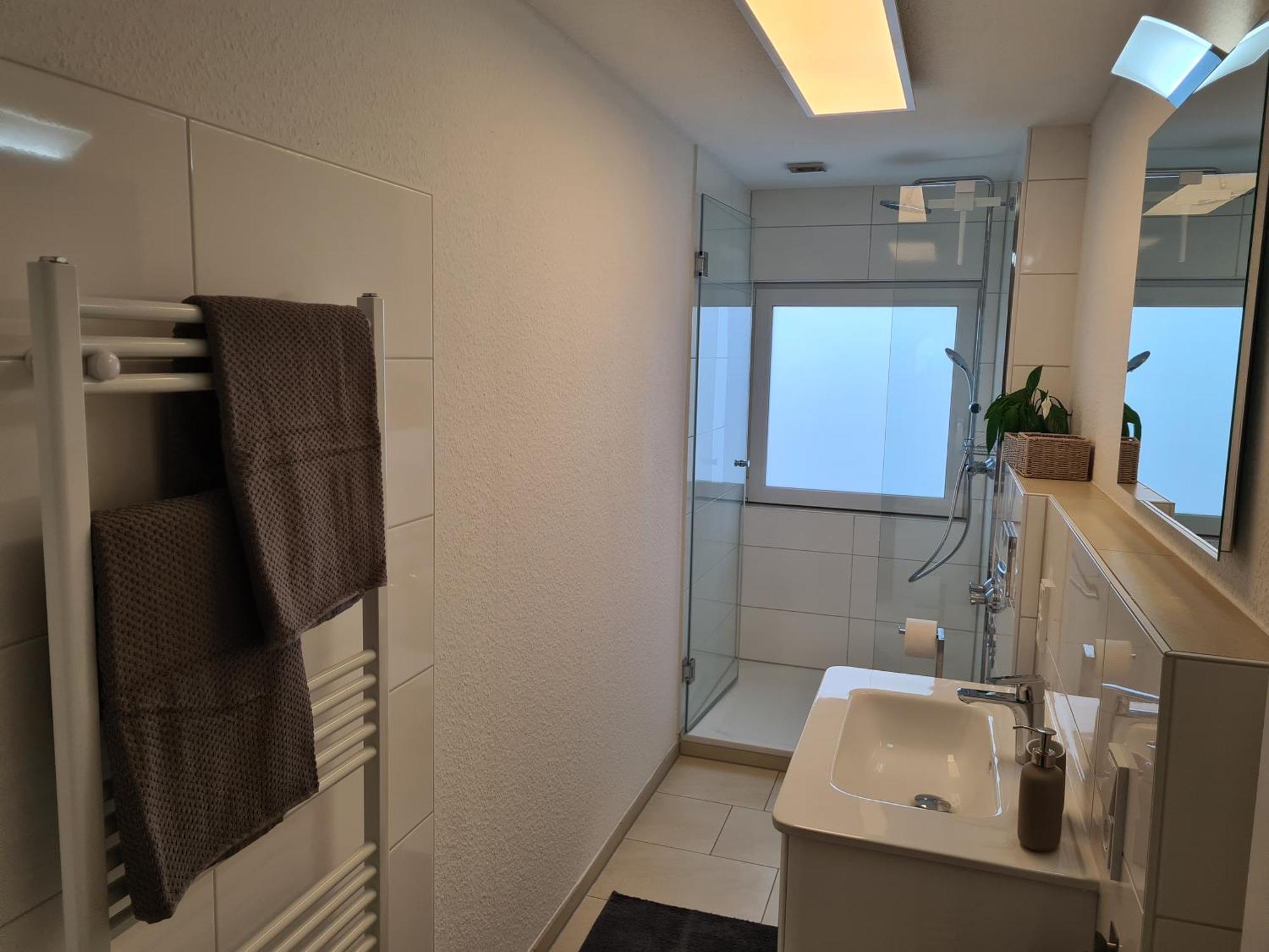 Ferienwohnung In Erftstadt 2 Min Fusslaeufig Zum Bahnhof, Phantasialand, Koeln, Koeln Messe, Eifel Exterior foto